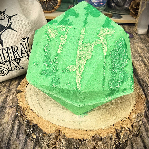 The Wild | Black Cedarwood & Juniper Bath Bomb | Official Natural Six